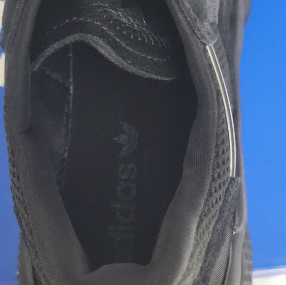 Adidas Ozweego Sneakers - Picture 8 of 12